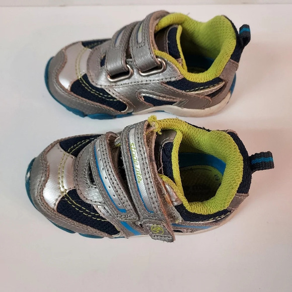 Stride Rite SRT Gray/Blue Falcon Sneakers in Size 4M - Picture 2 of 10